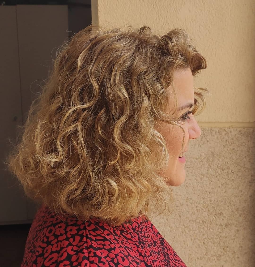 Corte y Mechas realizados por la Peluquería Tribaldo